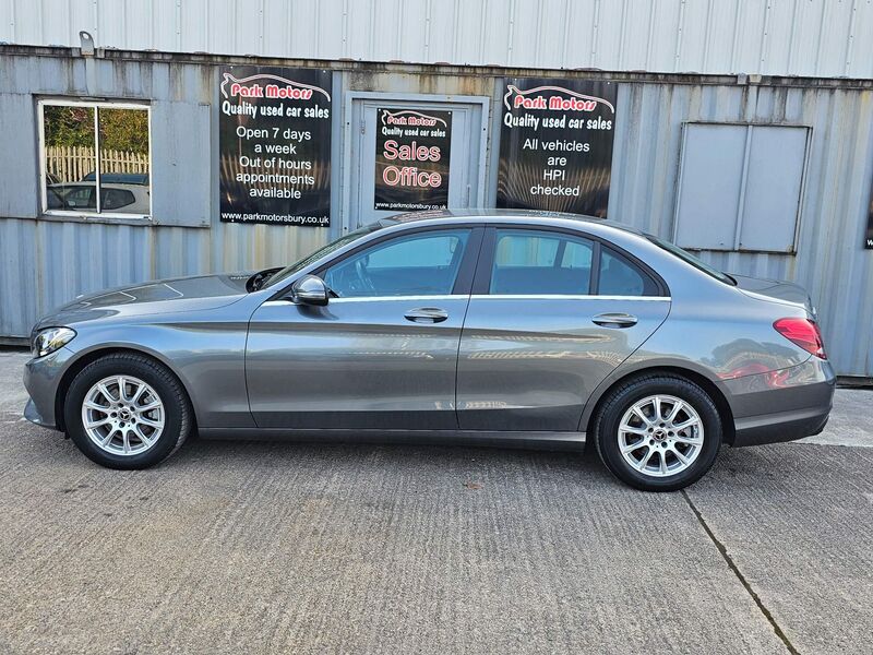 MERCEDES-BENZ C CLASS