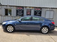 VAUXHALL INSIGNIA