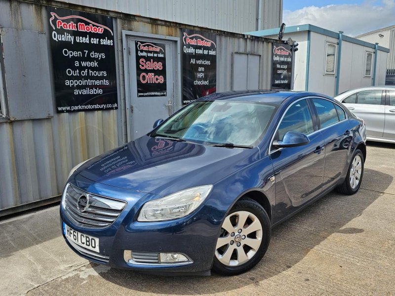 VAUXHALL INSIGNIA