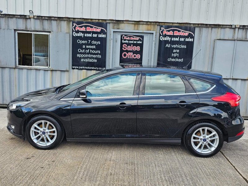 FORD FOCUS