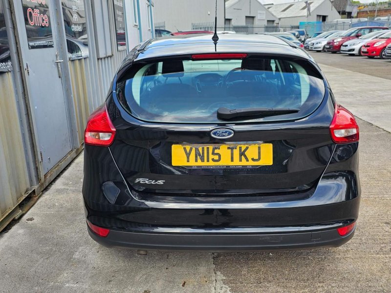 FORD FOCUS