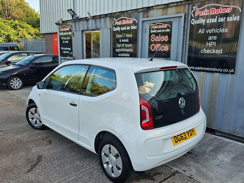VOLKSWAGEN UP