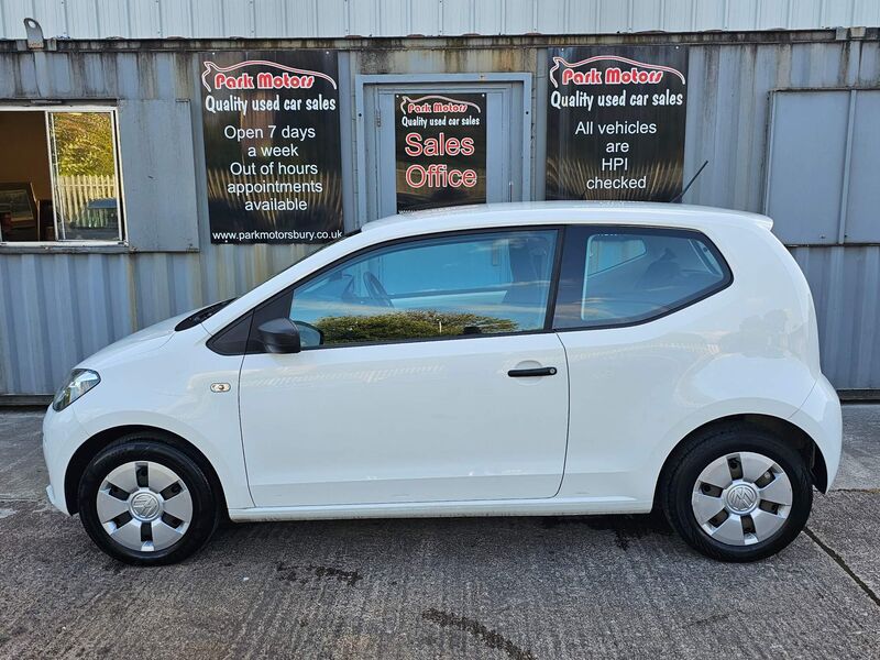 VOLKSWAGEN UP