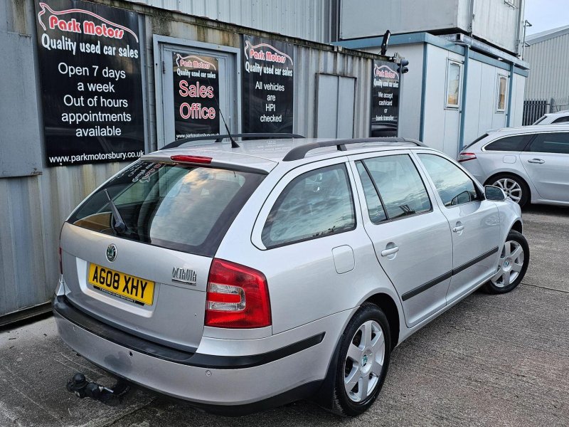 SKODA OCTAVIA