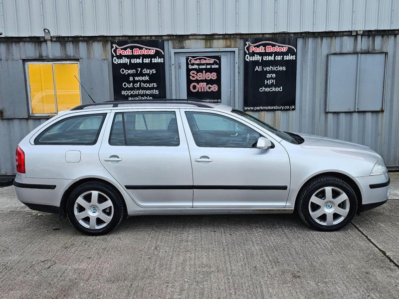 SKODA OCTAVIA