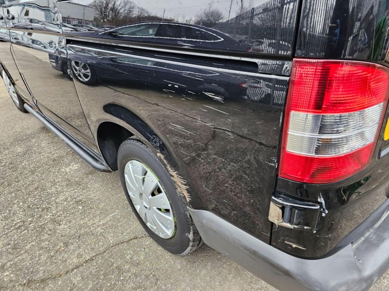 VOLKSWAGEN TRANSPORTER