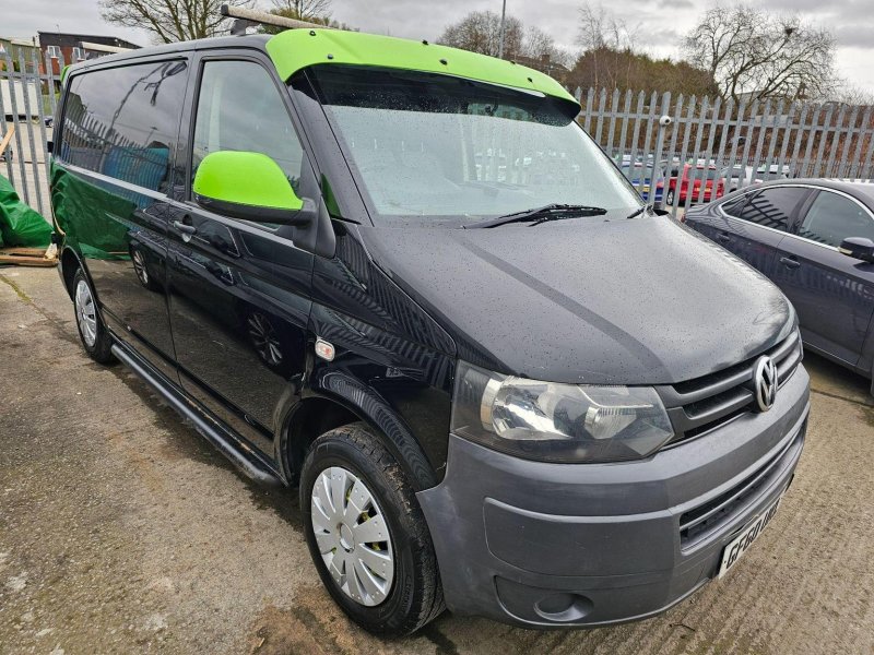 VOLKSWAGEN TRANSPORTER