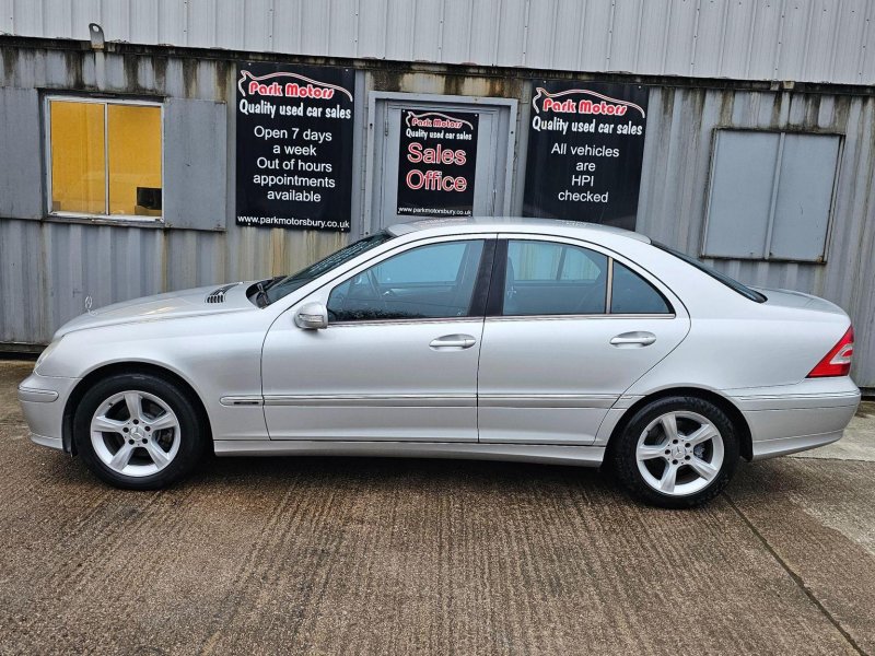 MERCEDES-BENZ C CLASS