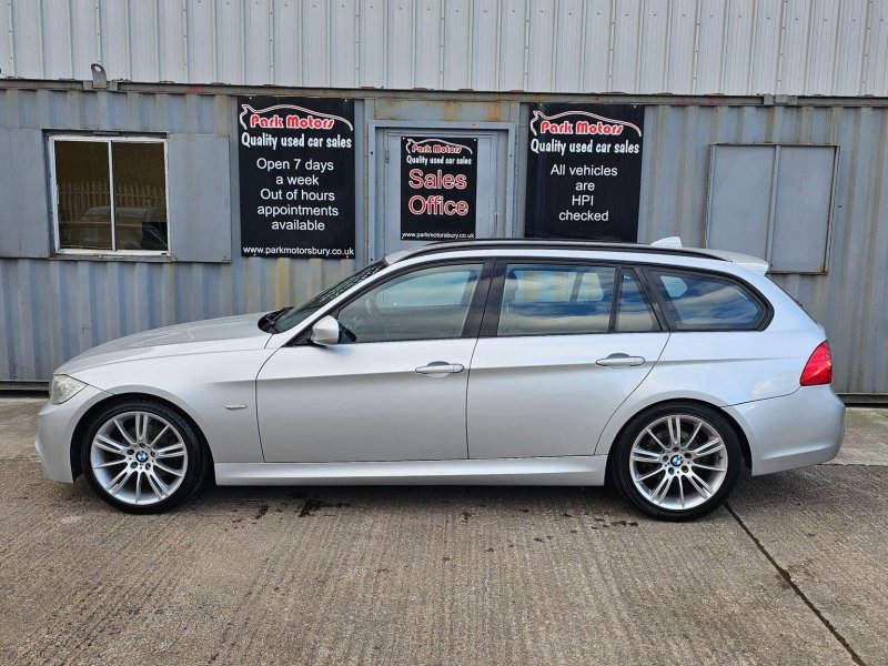 BMW 3 SERIES