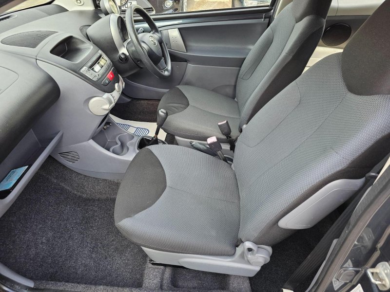 TOYOTA AYGO
