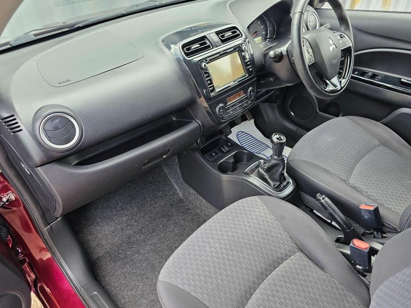 MITSUBISHI MIRAGE