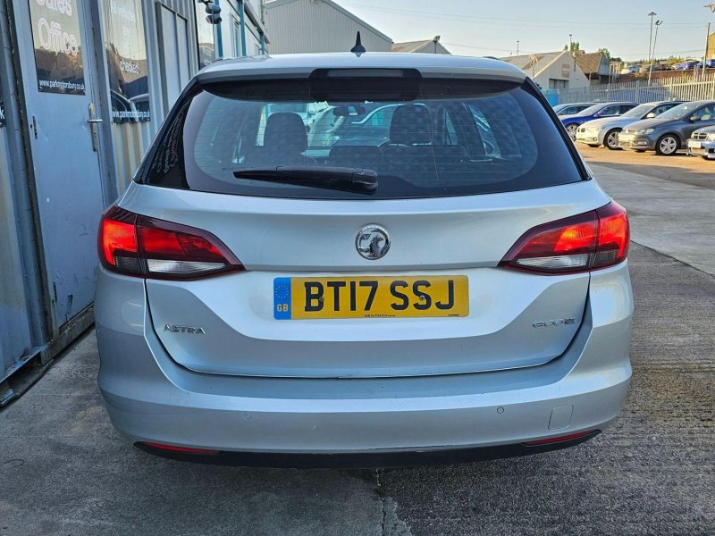 VAUXHALL ASTRA